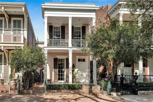 1535 Camp Place, Lower Garden District