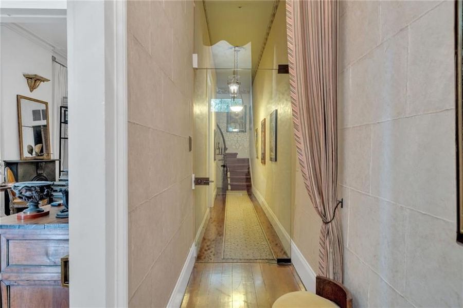 1535 Camp Place, photo 3