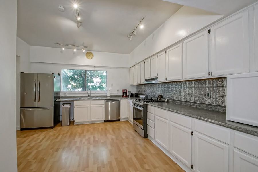 1803-07 Calhoun Street, photo 11