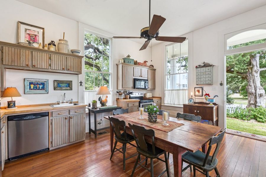 200 Carroll Avenue, photo 12
