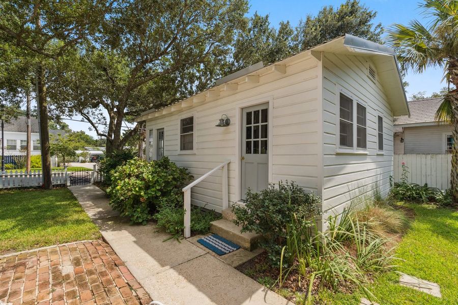 200 Carroll Avenue, photo 17