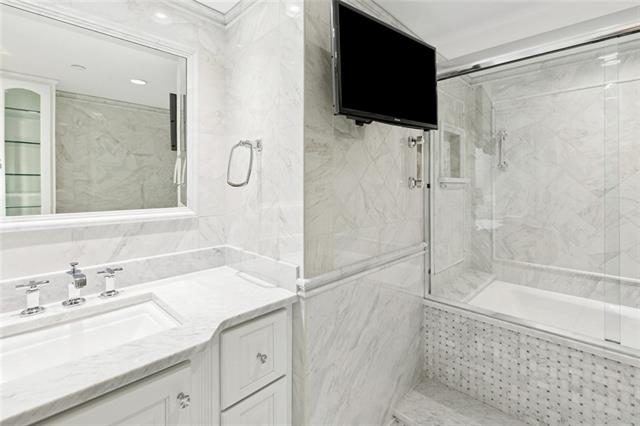 2100 St. Charles Avenue, Unit 7M, photo 13