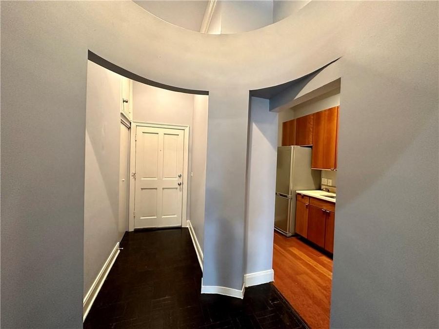 330 Julia Street, Unit 205, photo 4