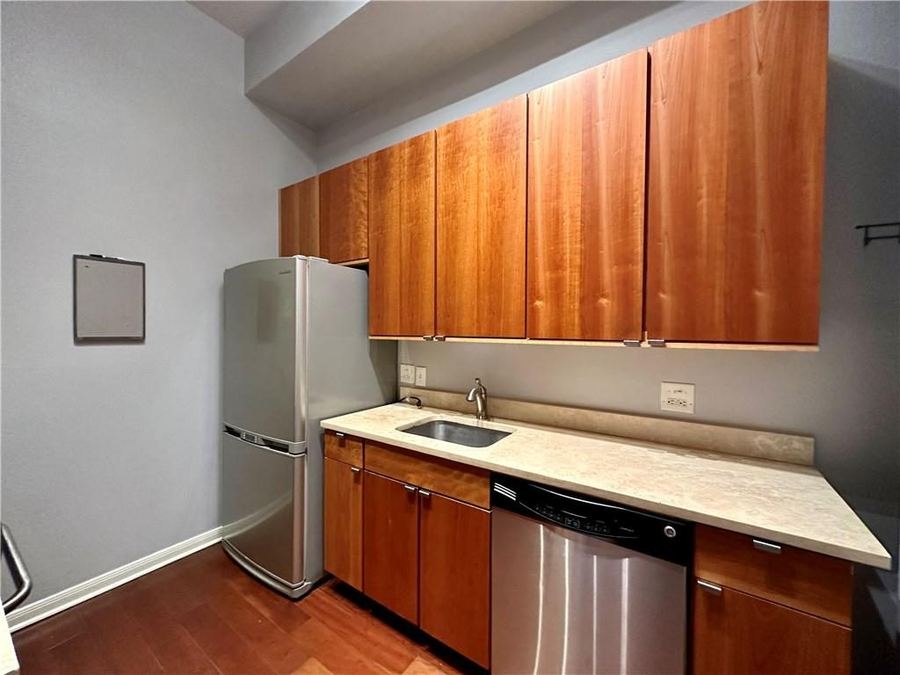 330 Julia Street, Unit 205, photo 7