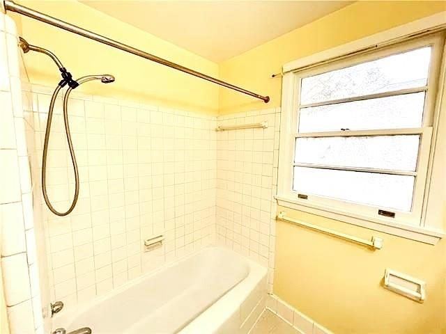 501-03 Lowerline Street, photo 8