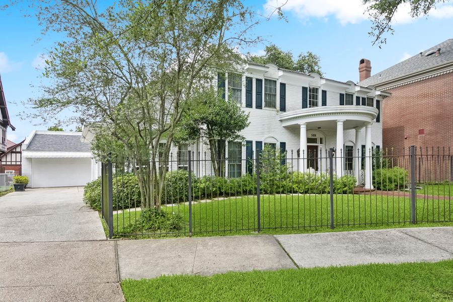 5018 St. Charles Avenue, photo 2