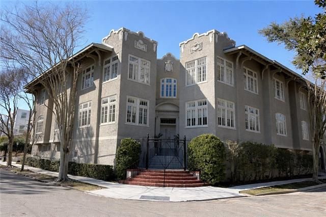 518 Walnut Street, Unit E, Uptown